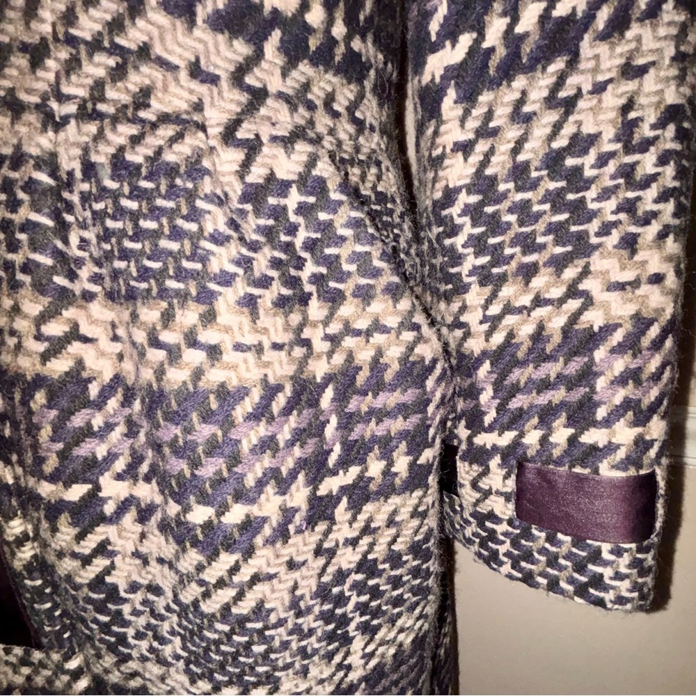 Wool Coat - Picture 4 of 8